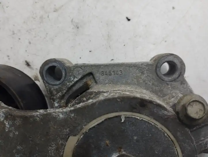 Ford Focus   846143 Устройство натяжки ремня
