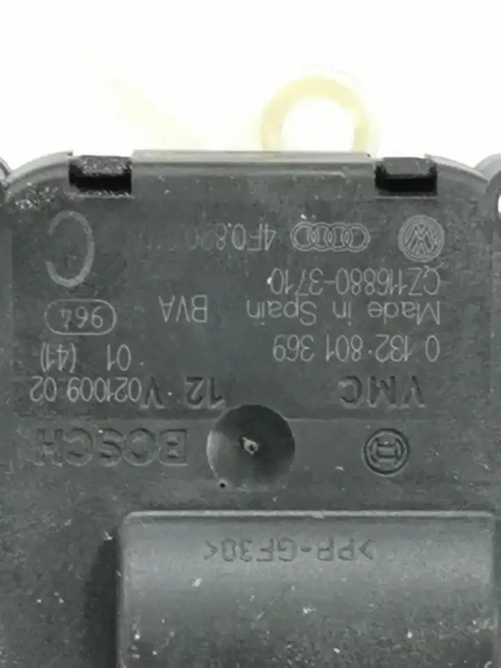 Audi A6 S6 C6 4F (2008 - 2011) 4F0820511E Двигатель задвижки потока воздуха — фото 4