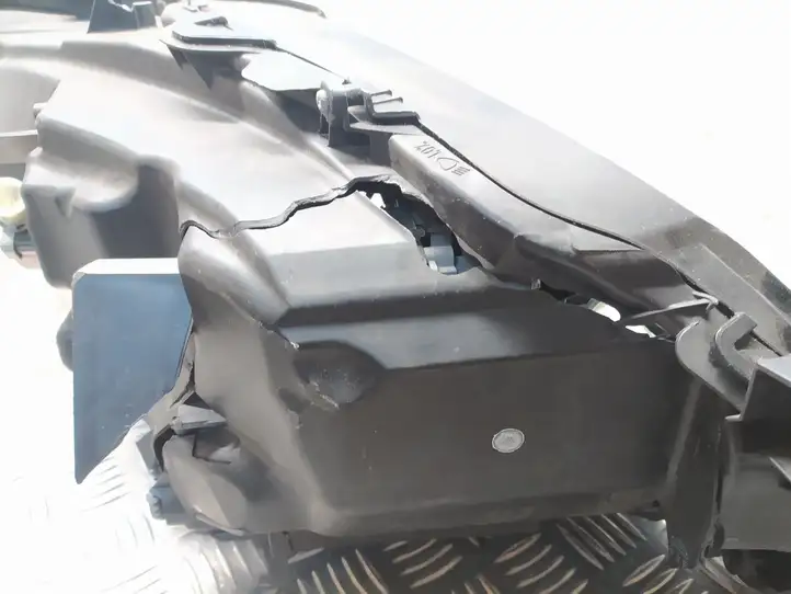 Lexus GS 250 300 350 300h 450h (2015 - 2020)   Передняя фара