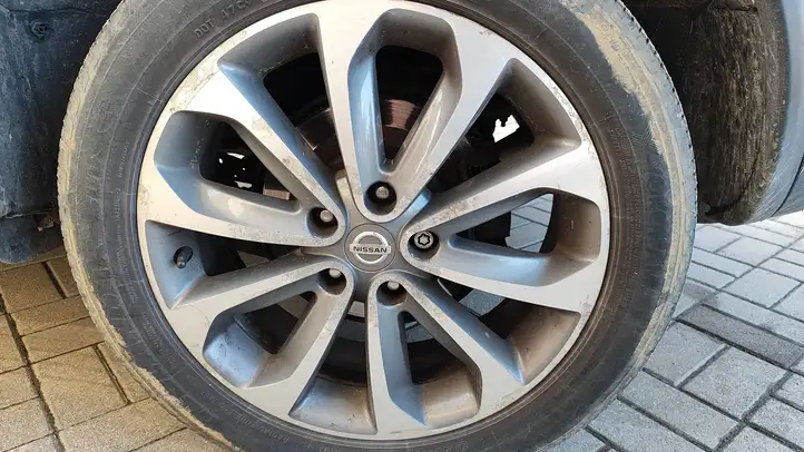 Nissan Qashqai (2006 - 2010) 21555R18 Легкосплавный колесный диск R18 — фото 1