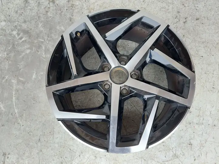 Volkswagen Golf VIII (2019 - ) 5H0601025 Легкосплавный колесный диск R18 — фото 1