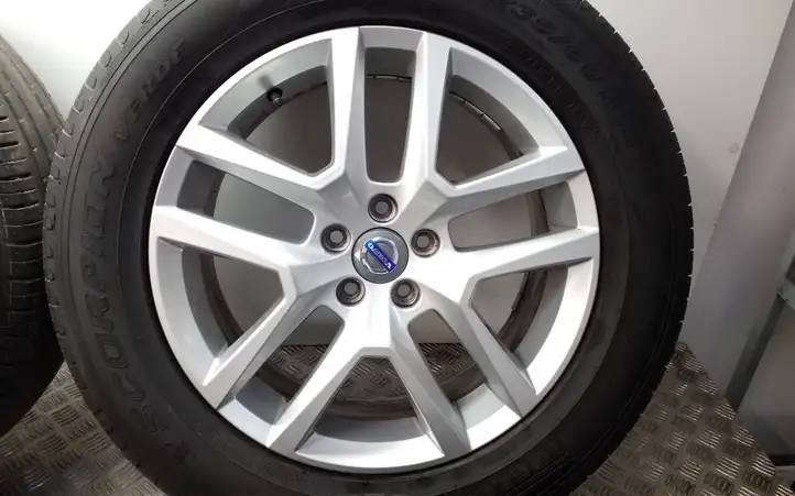 Volvo XC60 (2013 - 2017)  31445568 Обод (ободья) колеса из легкого сплава R 18
