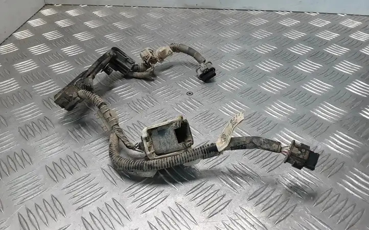 Toyota Land Cruiser (J150) (2009 - ) 8217760040 Прочая электропроводка — фото 3
