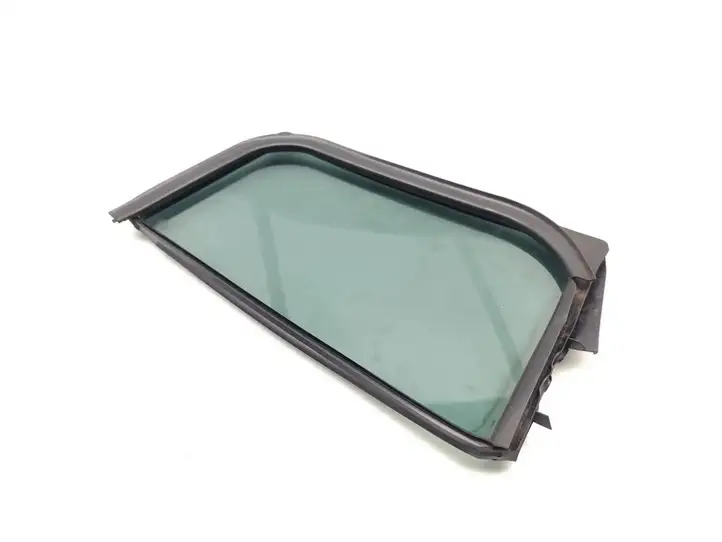 Mazda 5 (2005 - 2010) E643R-003021 Форточка двери — фото 5