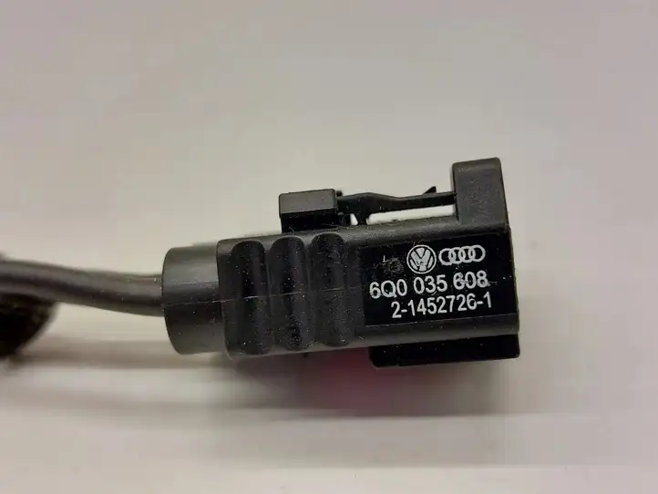 Volkswagen PASSAT B8 (2015 - ) 6Q0035608 Прочая электропроводка — фото 4