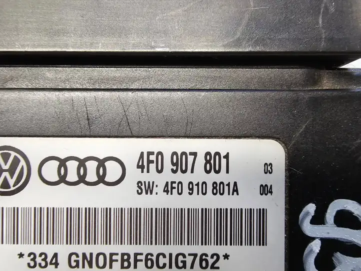 Audi A6 S6 C6 4F (2004 - 2008) 4F0907801 Блок управления стояночным тормозом — фото 7