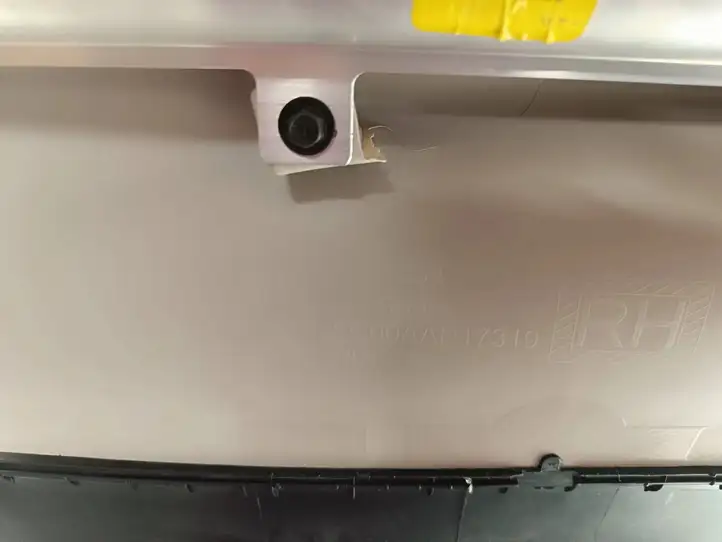 Chrysler Pacifica (2016 - ) 5RP702D2AH Обшивка раздвижной двери — фото 9