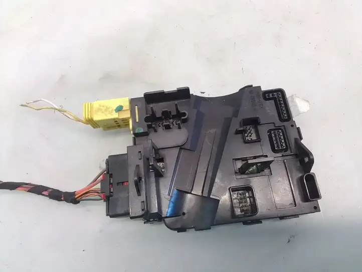 Volkswagen Touran I (2003 - 2010) 1K0953549A Датчик угла поворота руля — фото 3