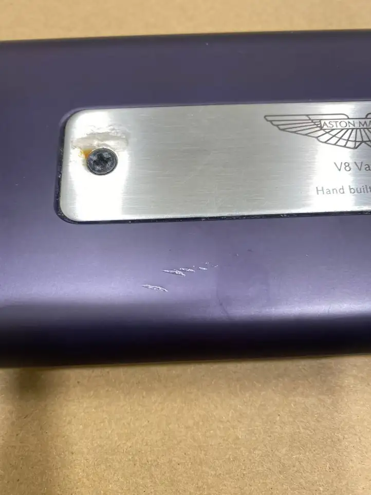 Aston Martin Vantage III (2008 - 2012) 8G3313242AB Внутренняя отделка переднего порога — фото 10
