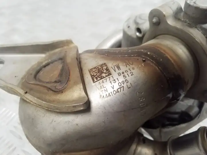 Audi A3/S3 8V (2012 - 2016) 04L131512 Охладитель клапана EGR — фото 3