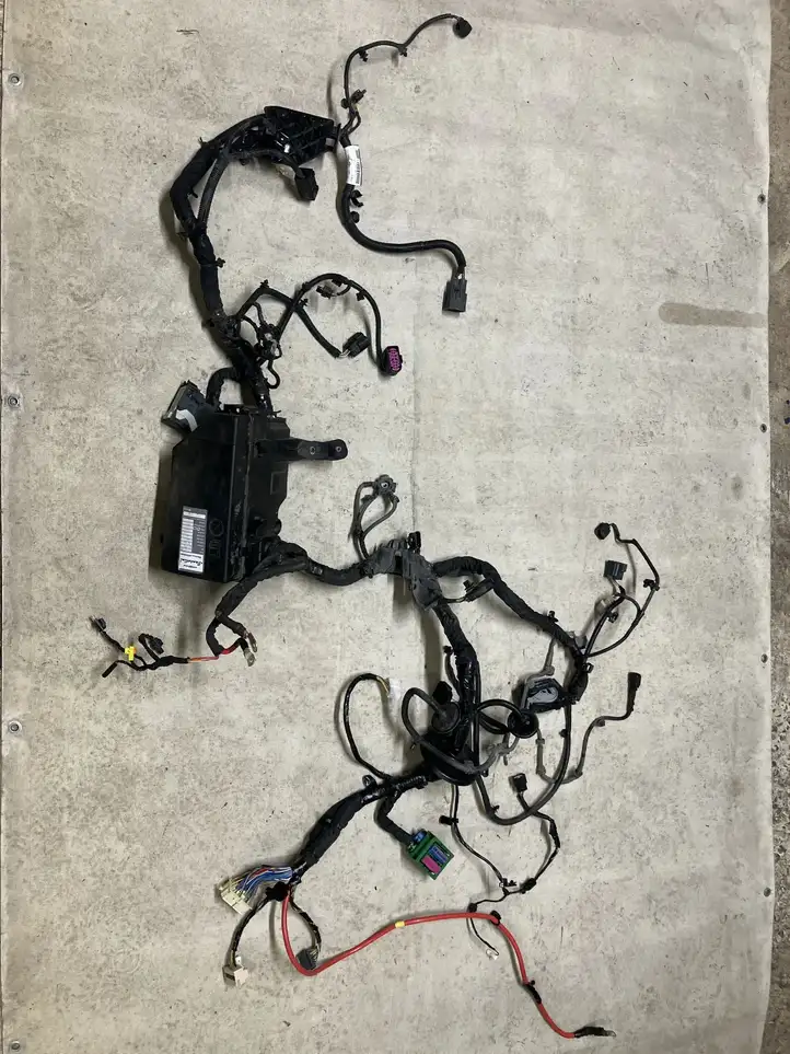 Volvo XC40 (2017 - ) 31473880 Прочая электропроводка — фото 1