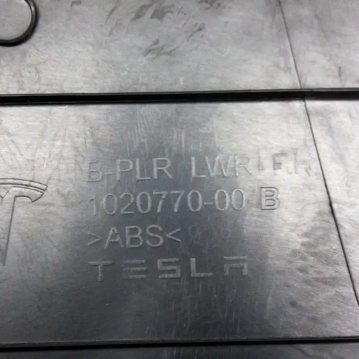 Tesla Model S (2012 - 2016) 100876509B Верхняя обшивка стойки B — фото 7