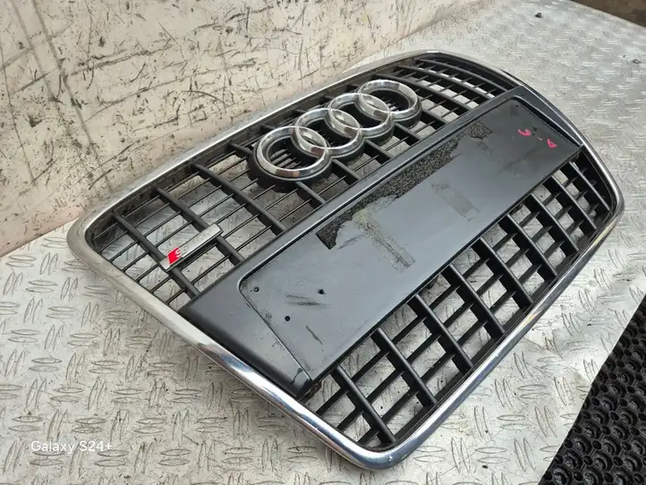 Audi A6 S6 C6 4F (2004 - 2008) 4F0807245 Верхняя решетка радиатора — фото 4