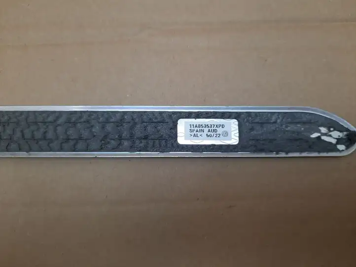 Volkswagen ID.4 (2020 - ) 11A853537 Наружная отделка переднего порога — фото 4