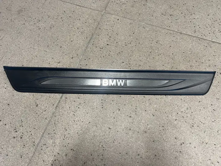 BMW 5 F10 F11 (2009 - 2016) 51477203601 Внутренняя отделка заднего порога — фото 1