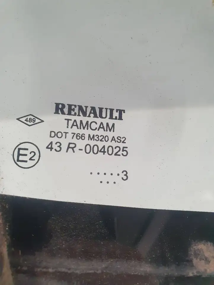 Renault Clio IV (2012 - 2019) 802621044R Треугольное стекло кузова — фото 7