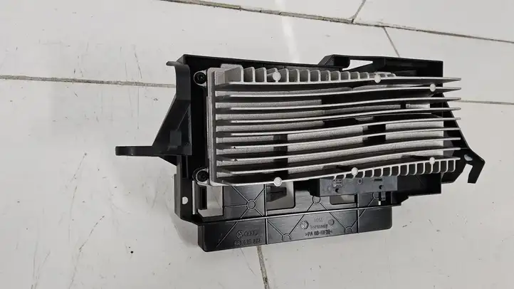 Audi Q5 SQ5 (2008 - 2012) 8R0035464 Кронштейн усилителя звука — фото 2