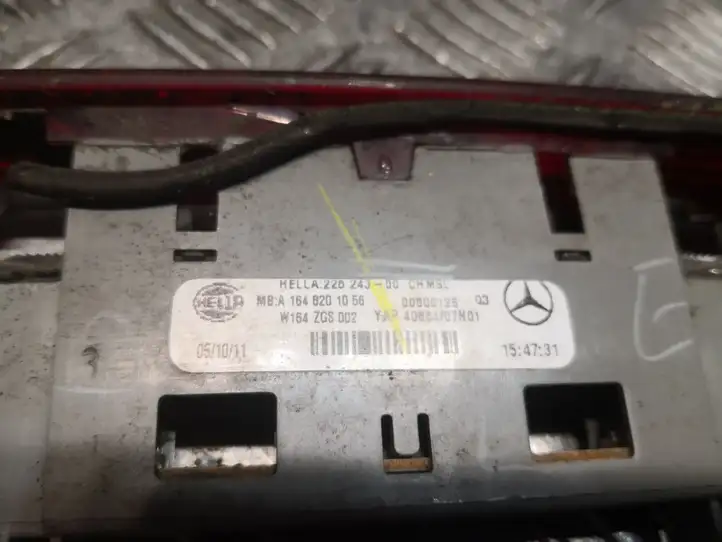 Mercedes-Benz ML W164 (2005 - 2011) 1648201056 Дополнительный стоп фонарь — фото 4