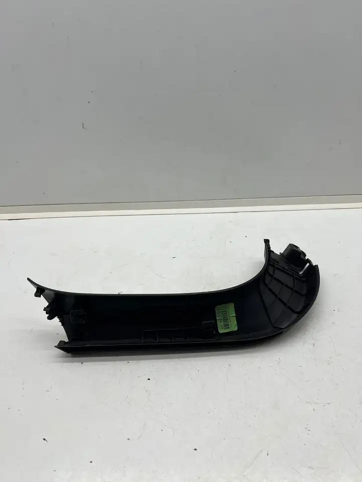 Kia Ceed (2015 - 2018) 81741J7200 Верхняя обшивка у окна — фото 3