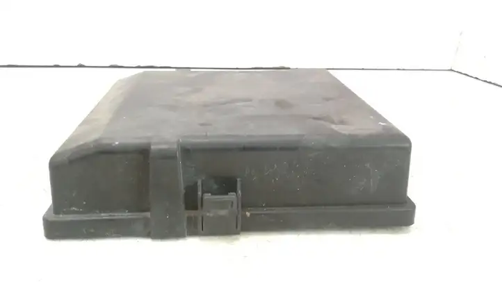 Nissan Pathfinder R51 (2005 - 2012) 7154849830 Крышка ящика предохранителей — фото 2