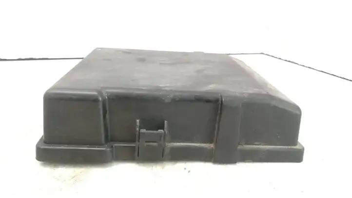 Nissan Pathfinder R51 (2005 - 2012) 7154849830 Крышка ящика предохранителей — фото 3