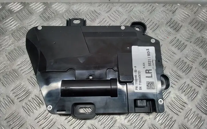 Tesla Model S (2016 - 2021) 110029900A Наружная ручка задней двери — фото 2