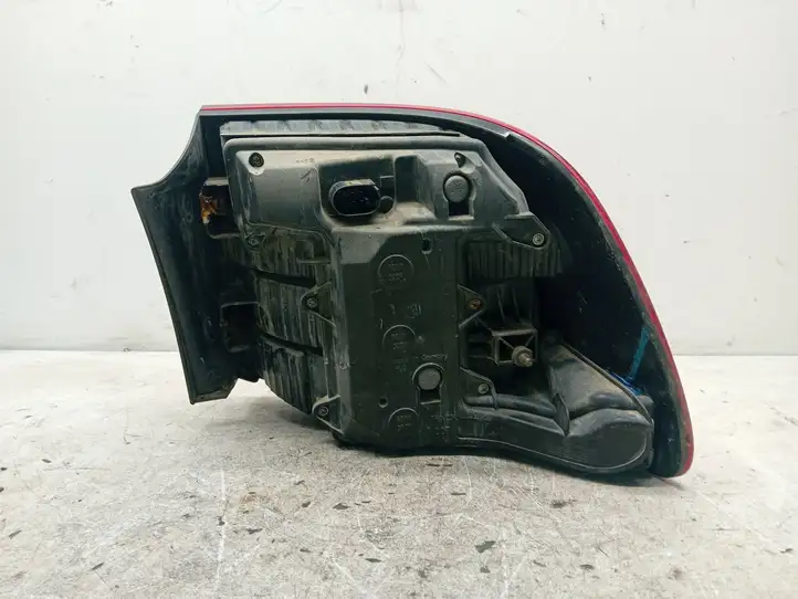 Porsche Cayenne (9PA) (2002 - 2010) 7L5945207 Задний фонарь в кузове — фото 5