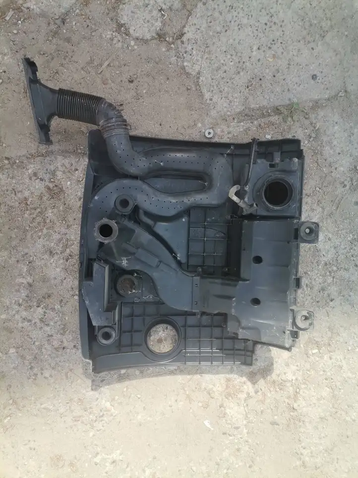 Audi A3/S3 8P (2004 - 2008) Крышка двигателя декоративная — фото 2
