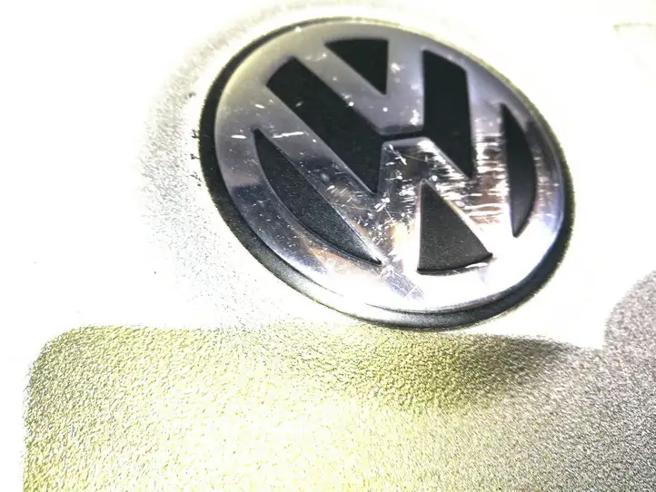 Volkswagen Touareg I (2002 - 2010) 070103927 Крышка двигателя декоративная — фото 5
