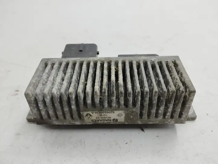 Nissan Juke I F15 (2010 - 2018) 8200558438A Реле накала свечей — фото 3
