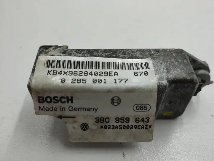 Volkswagen PASSAT B6 (2005 - 2010) 3B0959643 Датчик удара SRS — фото 2
