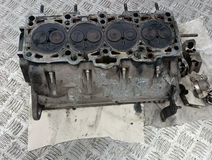 Audi A4 S4 B6 8E 8H (2000 - 2006) 038103373R Головка блока цилиндров — фото 9