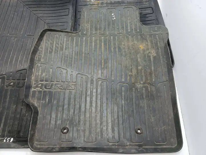 Toyota Auris 150 (2006 - 2012) PZ49LE0351RJ Комплект автомобильных ковриков — фото 9