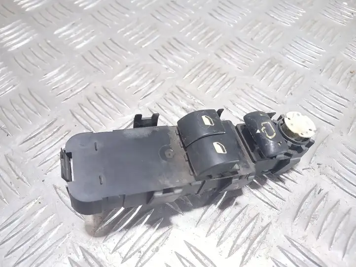 Peugeot 307 CC (2001 - 2005) 96404778 Блок кнопок стеклоподъемников — фото 1