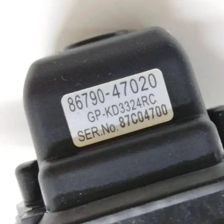 Toyota Prius (XW20) (2003 - 2009) 8679047020 Видеокамера заднего вида — фото 8
