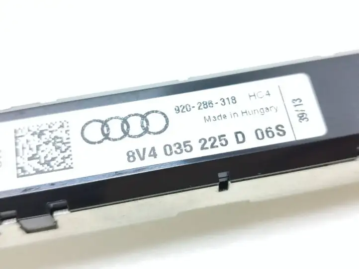 Audi A3/S3 8V (2012 - 2016) 8V4035225D Усилитель антенны — фото 6