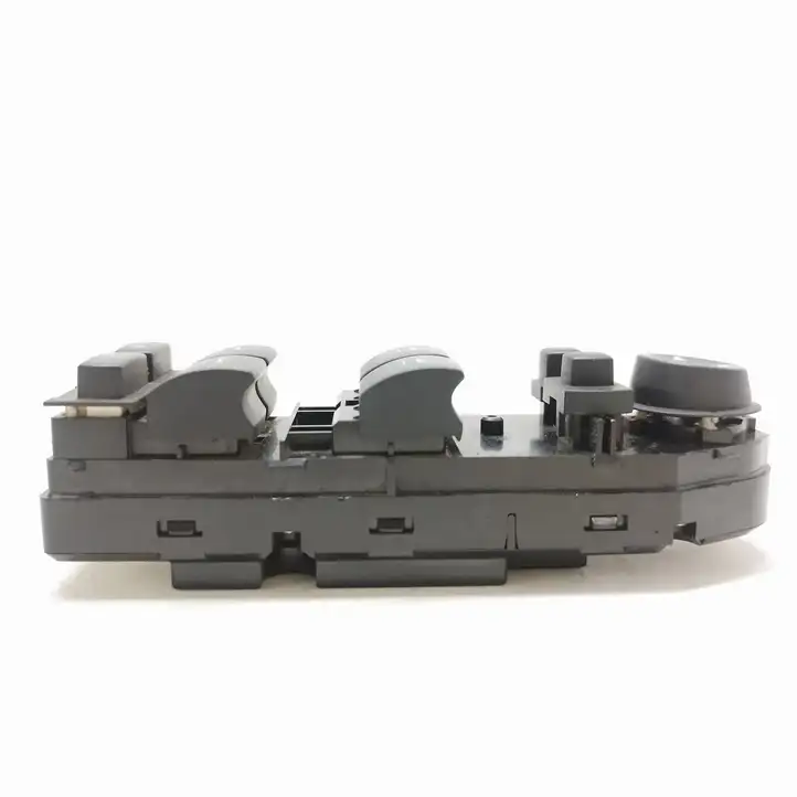 BMW 5 E60 E61 (2004 - 2010) 6943259 Кнопка стеклоподъемников — фото 3