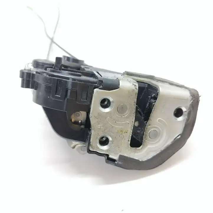 Toyota Prius (XW20) (2003 - 2009) 30740K Замок задней двери — фото 6