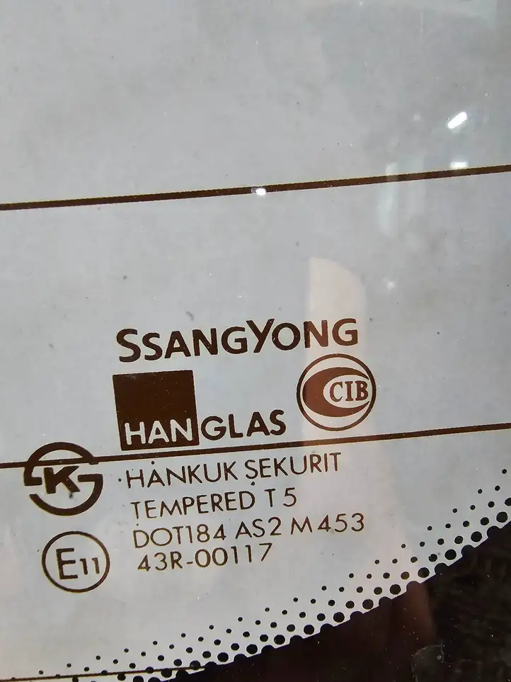 SsangYong Rexton (2001 - 2007) 43R00117 Открывающееся стекло крышки багажника — фото 5