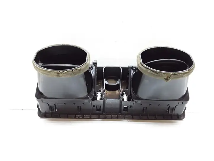 Volvo XC90 (2002 - 2006) 3409400 Центральный воздушный дефлектор — фото 2