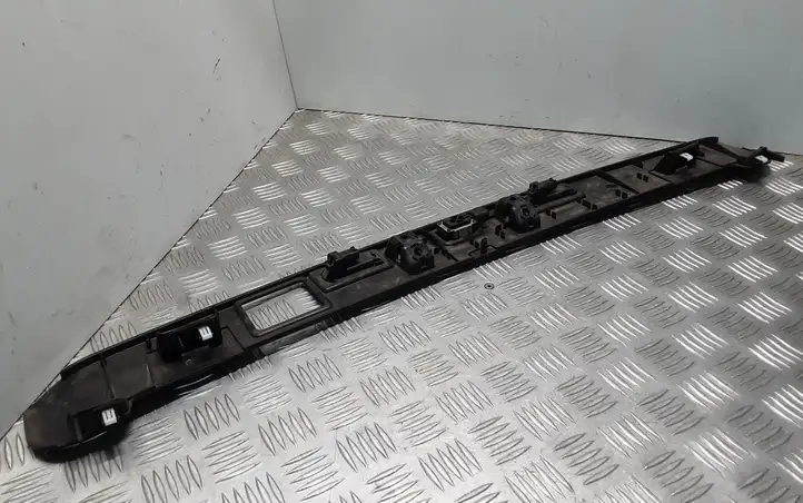 Land Rover Range Rover Velar (2017 - ) J8A240406BA Подсветка номера — фото 6