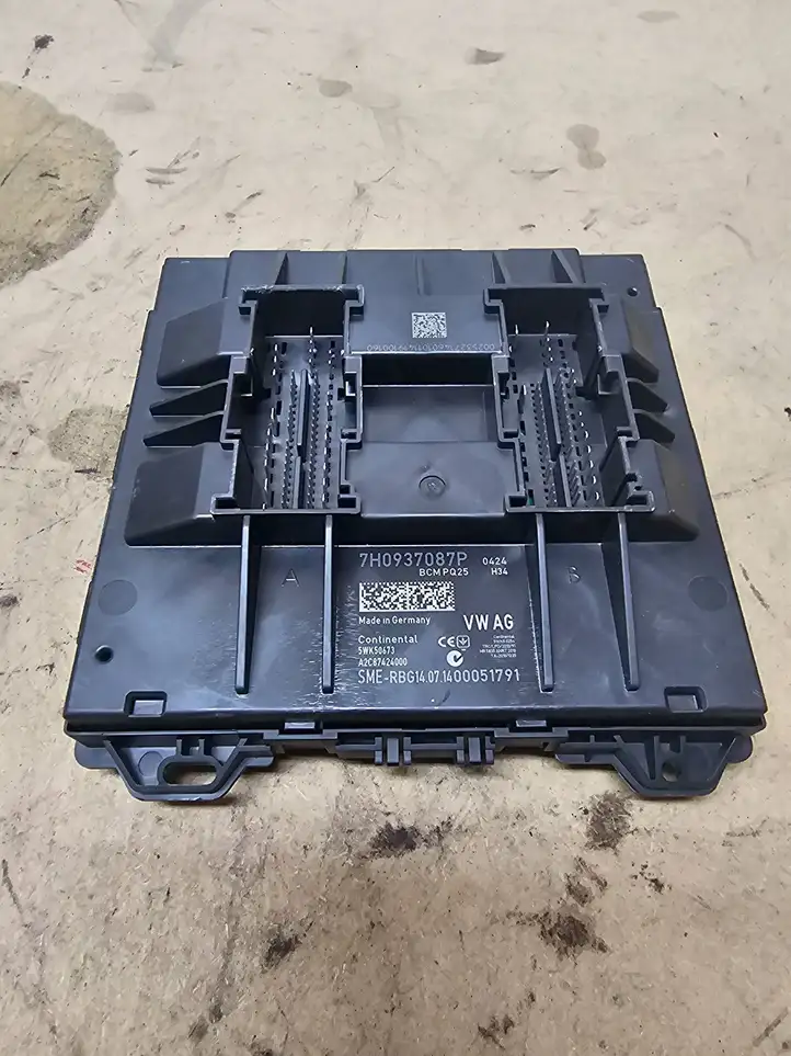 Volkswagen Multivan T5 (2003 - 2015) 7H0937087P Модуль комфорта — фото 1