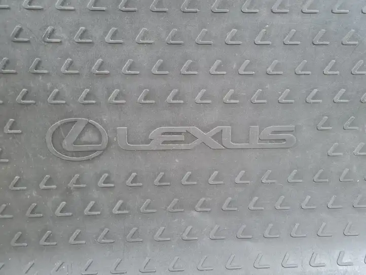 Lexus CT 200H (2010 - 2013) PZ434Z1300PJ Резиновый коврик багажника — фото 3