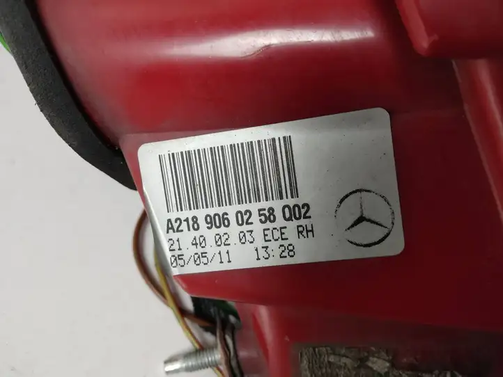 Mercedes-Benz CLS AMG C218 (2011 - 2015) A2189060258 Задний фонарь в кузове — фото 8