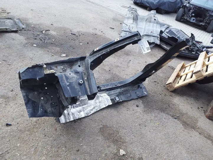 Hummer H3 (2005 - 2010) Передний порог кузова — фото 2