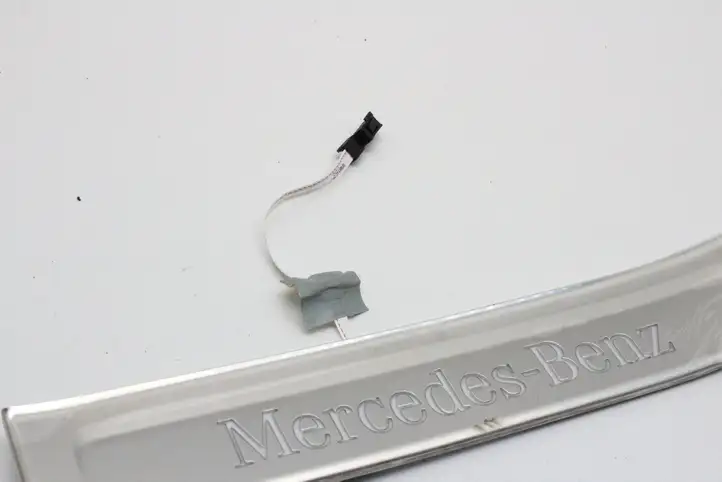 Mercedes-Benz EQS V297 (2021 - ) A2976802100 Внутренняя отделка заднего порога — фото 3