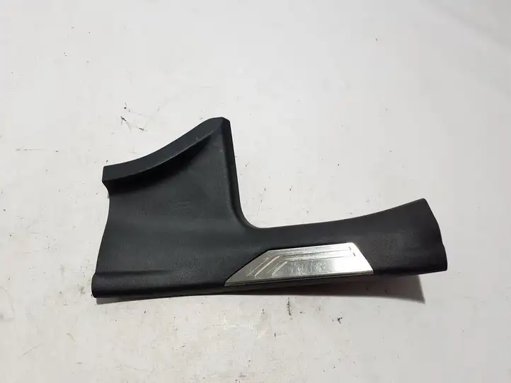 Lexus NX (2021 - ) 6791778020C0 Внутренняя отделка заднего порога — фото 1