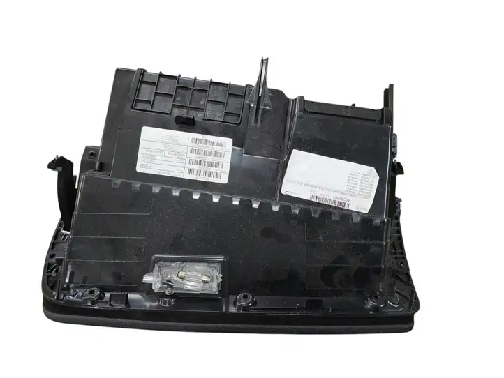 BMW X3 F25 (2010 - 2017) 9210486 Вещевой ящик — фото 5