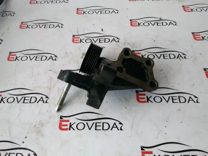 Toyota Verso (2012 - 2015) 123150R020 Кронштейн двигателя — фото 1