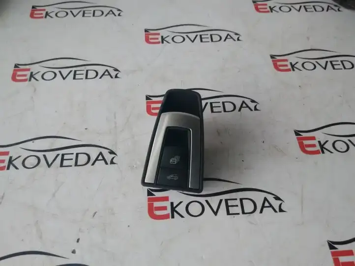 Mercedes-Benz E C207 W207 (2009 - 2017) A2078207410 Другие включатели / ручки/ переключатели — фото 1